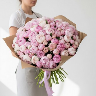 101 светло-розовый пион в крафте 101 светло-розовый пион в крафте