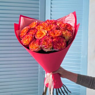 Букет из 15 оранжевых эквадорских роз Букет из 15 оранжевых эквадорских роз